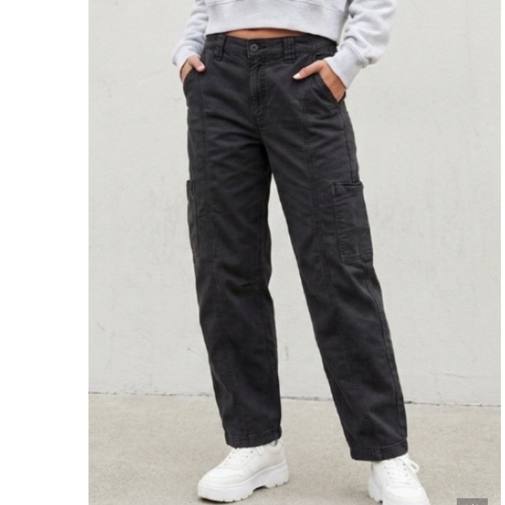 American Eagle Stovepipe Stretch Cargo Pants Black Straight Leg Womens 8 Regular